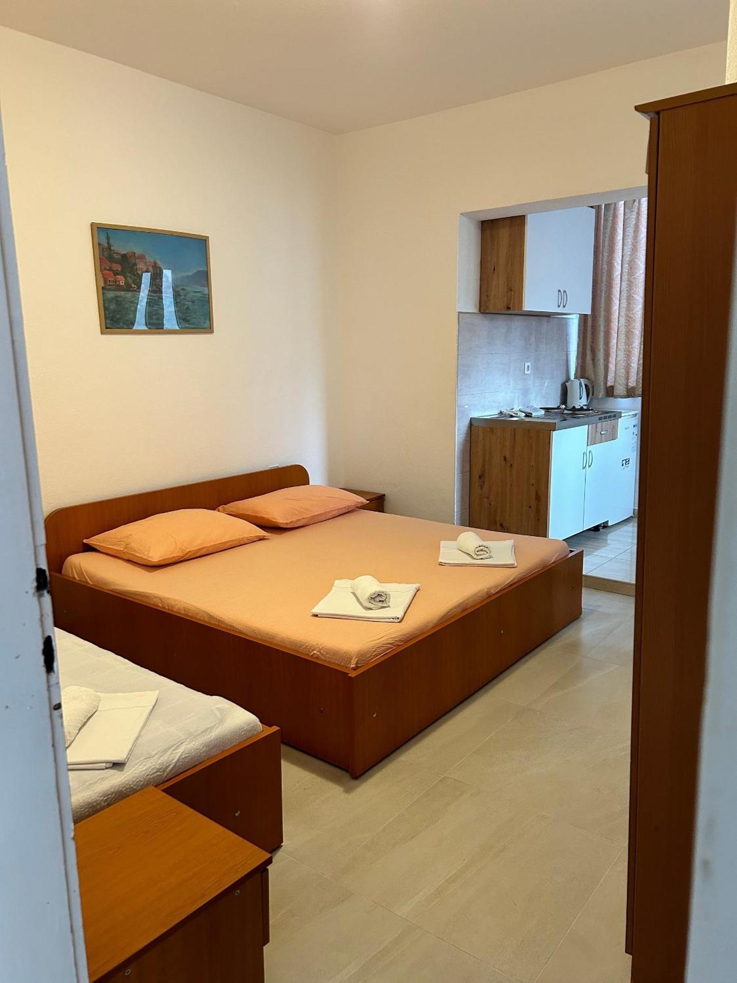 Apartments By The Sea Podaca, Makarska - 4734 Екстериор снимка